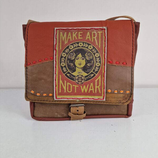 Torba-skorzana-Handmade-Make-Art-not-War-1-scaled-1.jpg