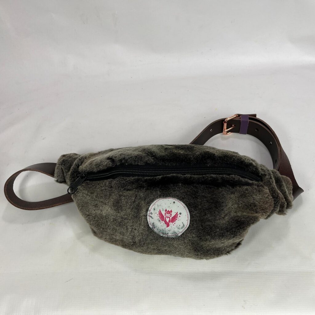 Astrid – nerka skórzana – góra